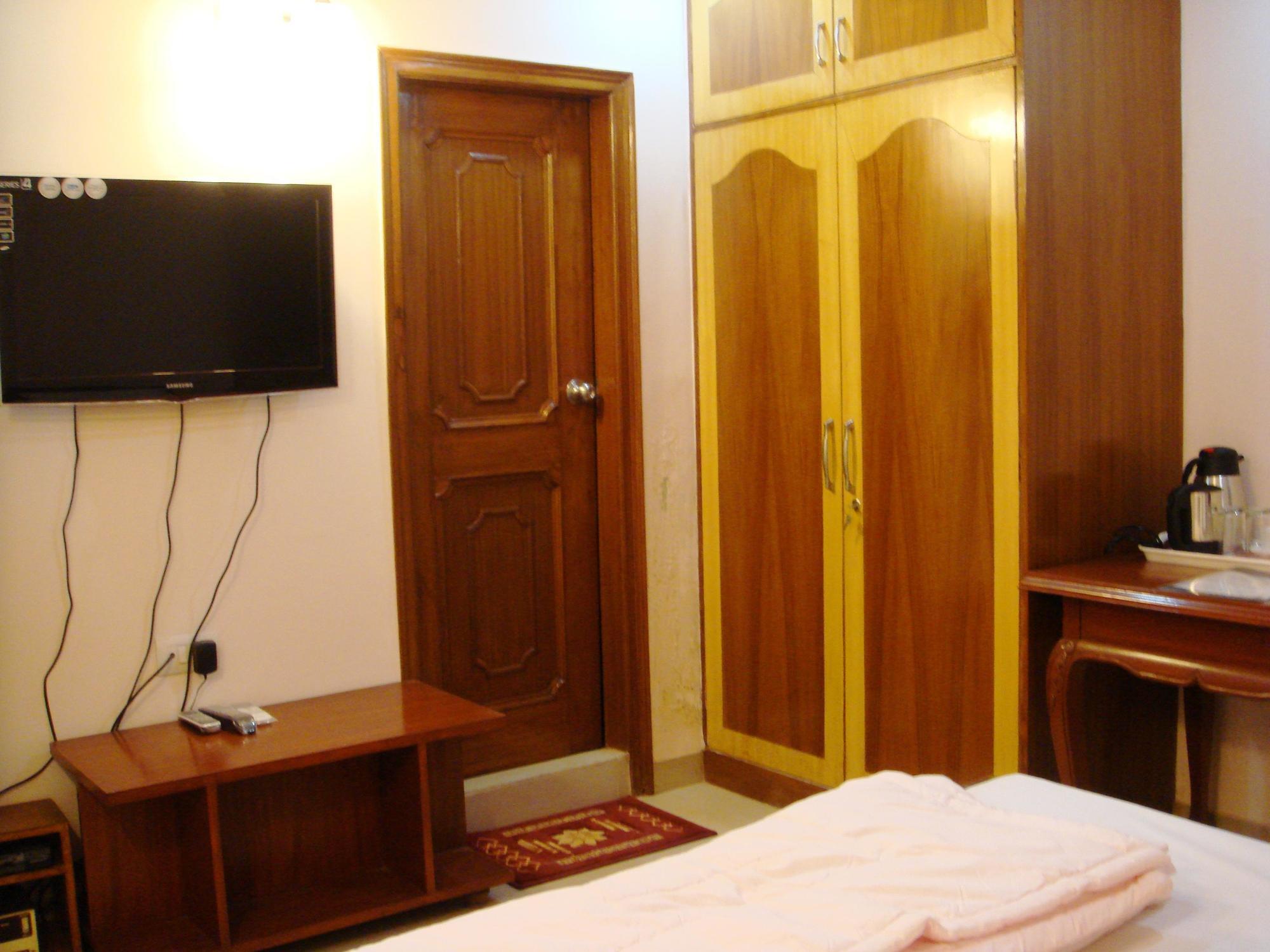 Fabhotel Kashish Residency Sector 26 Noida Ngoại thất bức ảnh